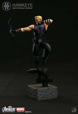 HX PROJECT: Avengers Assemble 1/6 Scale Statue - Hawkeye (Limited 300 piece) - Simply Toys
