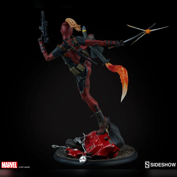 Sideshow Collectibles - Lady Deadpool Premium Format Figure