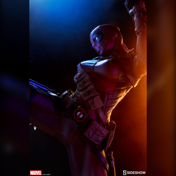 Sideshow Collectibles - Lady Deadpool Premium Format Figure