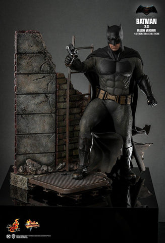 Batman - The Flash - Hot Toys MMS703 1/6 Scale Figure