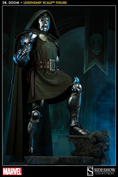 Sideshow Collectibles: Doctor Doom Legendary Scale Figure