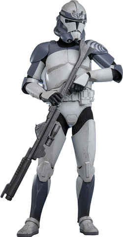 Hot Toys - TMS142 Star Wars 1/6th Scale Collectible Figure - 104th Battalion Wolfpack Clone Trooper