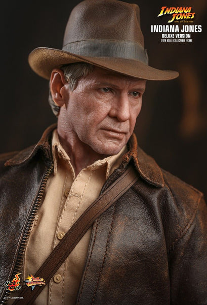 [PRE-ORDER] Hot Toys - MMS717 Indiana Jones 1/6th Scale Collectible Figure - Dial of Destiny: Indiana Jones [Deluxe Version]