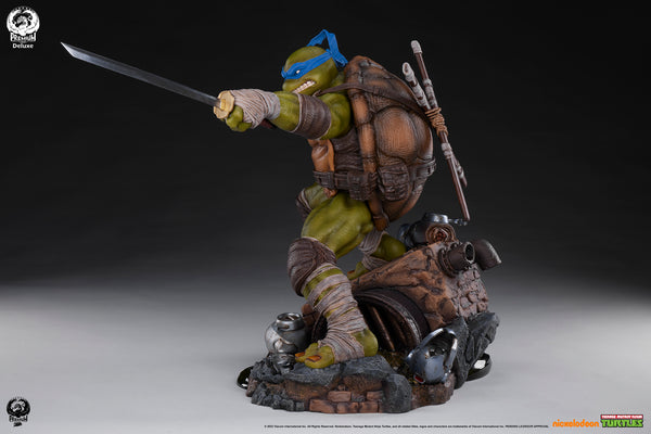 [PRE-ORDER] PCS / Sideshow Collectibles - Teenage Mutant Ninja Turtles 1:3 Scale Statue - Leonardo [Deluxe Edition]