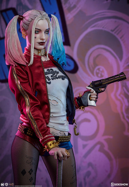Sideshow Collectibles -  DC Comics Premium Format Statue - Suicide Squad: Harley Quinn