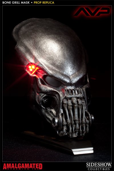 Sideshow Collectibles Aliens vs Predator Prop Replica - Bone Grill Predator Mask - Simply Toys