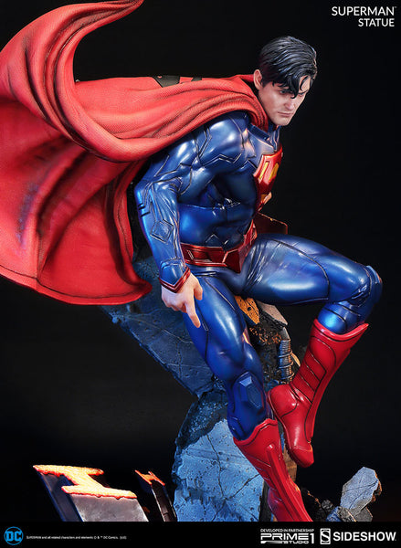 Sideshow Collectibles -  DC Comics - New 52 Superman Statue