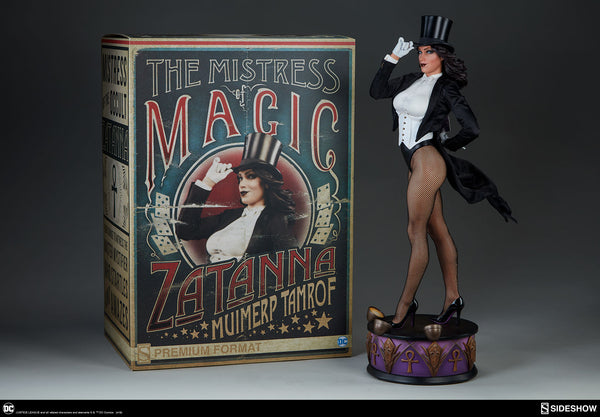 Sideshow Collectibles -  DC Comics Premium Format Statue - Zatanna