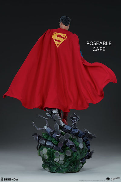 Sideshow Collectibles -  DC Comics Premium Format Statue - Superman