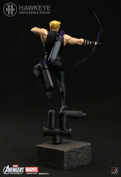 HX PROJECT: Avengers Assemble 1/6 Scale Statue - Hawkeye (Limited 300 piece) - Simply Toys