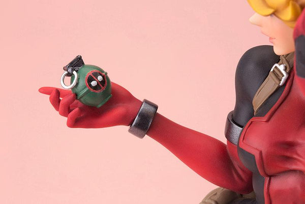Kotobukiya MARVEL Bishouju Statue - Lady Deadpool - Simply Toys