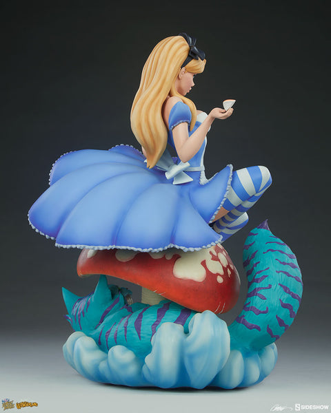 Sideshow Collectibles - J Scott Campbell Statue - Fairytale Fantasies Collection: Alice in Wonderland [Reorder]