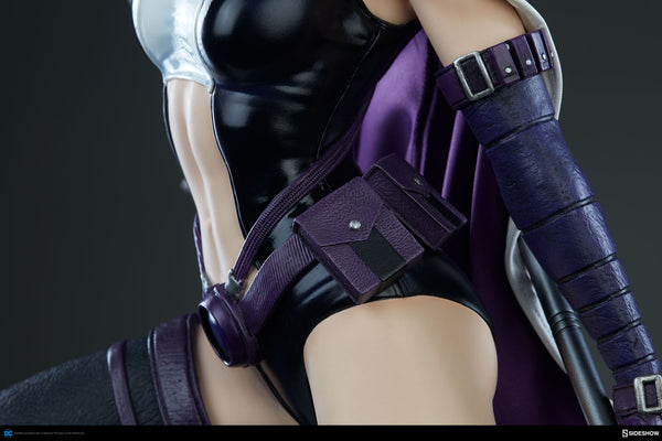 Sideshow Collectibles DC Premium Format Figure - The Huntress - Simply Toys