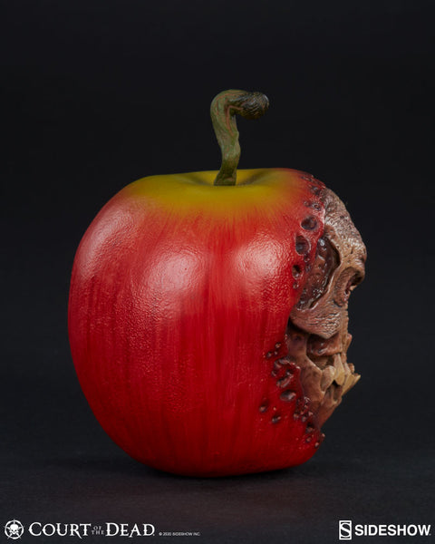 Sideshow Collectibles - Court of the Dead Prop Replica - Skull Apple (Rotten Version)