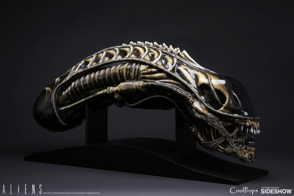 Sideshow Collectibles CoolProps - Alien Warrior Life-Size Head Prop Replica - Simply Toys