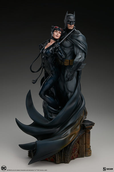 Sideshow Collectibles - DC Comics Diorama - Batman and Catwoman