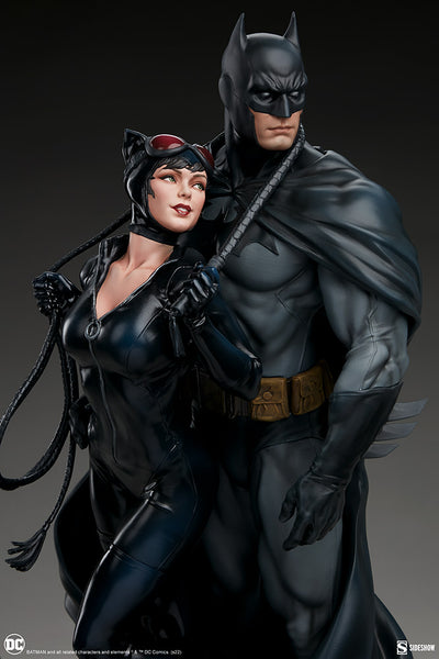 Sideshow Collectibles - DC Comics Diorama - Batman and Catwoman