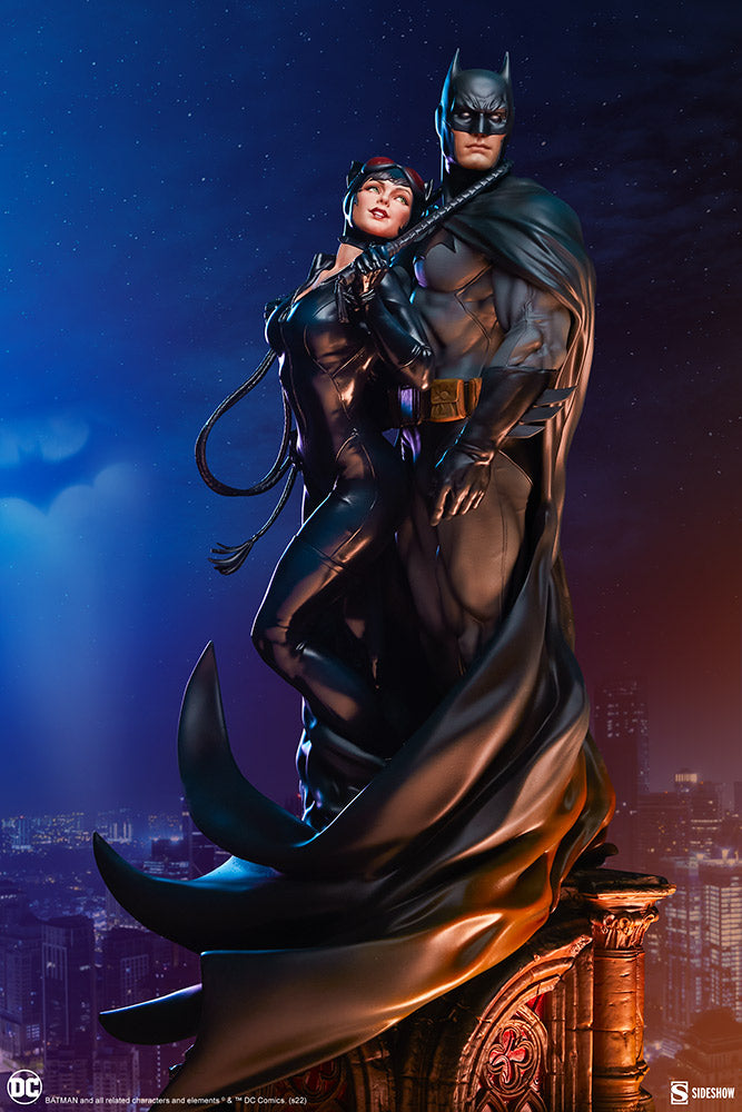 Sideshow Collectibles - DC Comics Diorama - Batman and Catwoman