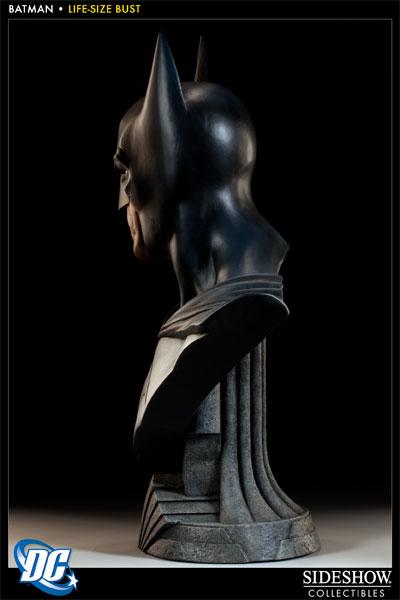 Sideshow Collectibles DC Comics Life-Size Bust - Batman (Limited Edition 1500 pieces) - Simply Toys