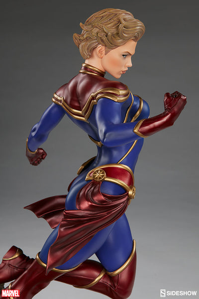 Sideshow Collectibles - Marvel Premium Format Figure - Captain Marvel
