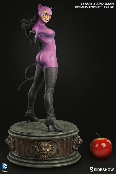 Sideshow Collectibles - DC Comics Premium Format Figure - Classic Catwoman