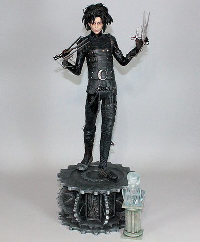Hollywood Collectibles Group 1/4 Scale Statue - Edward Scissorhands - Simply Toys