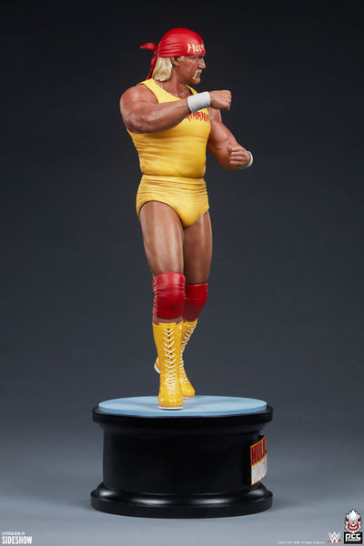 PCS / Sideshow Collectibles - WWE Statue - "Hulkamania" Hulk Hogan