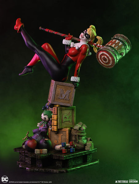 Tweeterhead / Sideshow Collectibles - DC Comics Quarter Scale Maquette - Harley Quinn