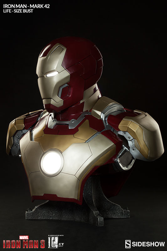 Sideshow Collectibles - Marvel Life-Size Bust - Iron Man Mark 42