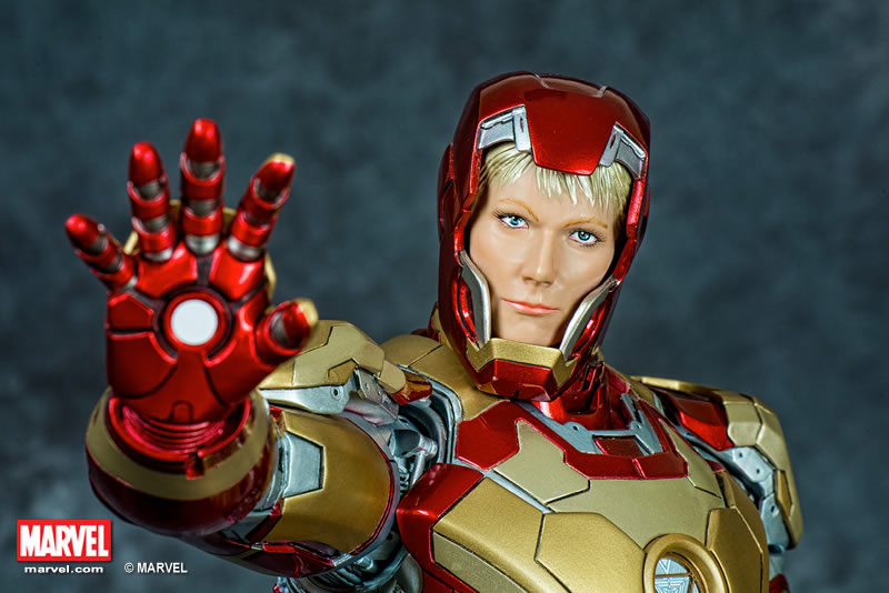 XM Studios - Marvel 1/4 Scale Premium Collectibles Statue - Iron