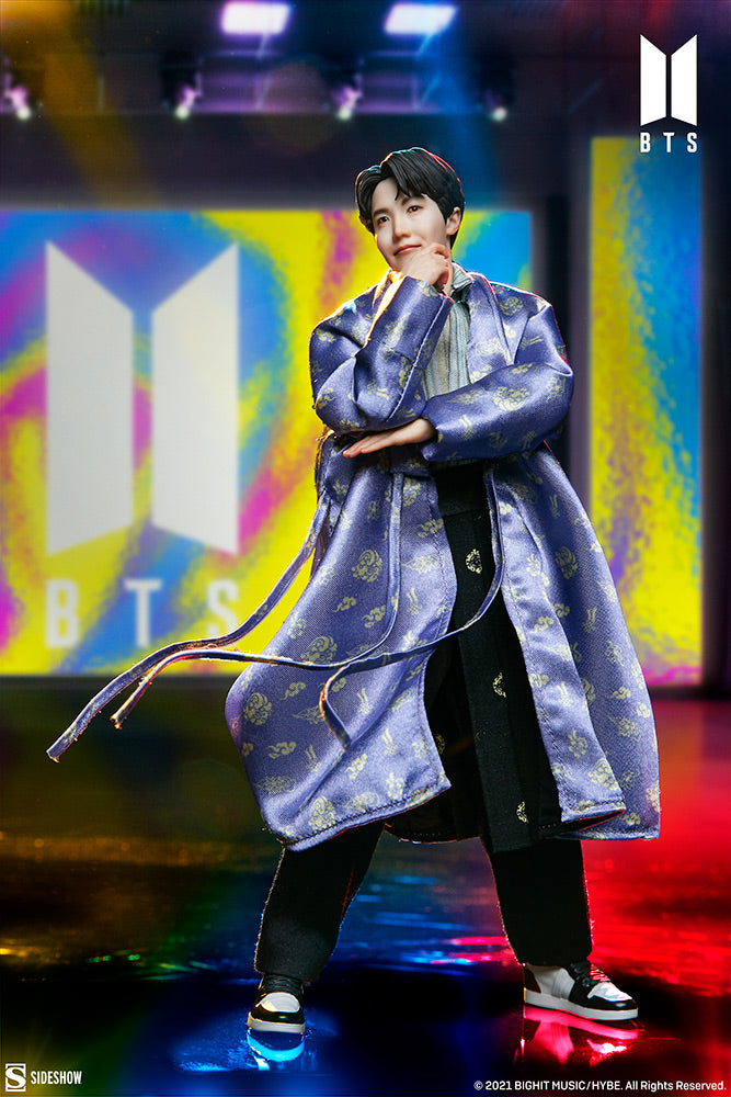 Sideshow Collectibles - BTS Deluxe Statue - Idol Collection: j-hope