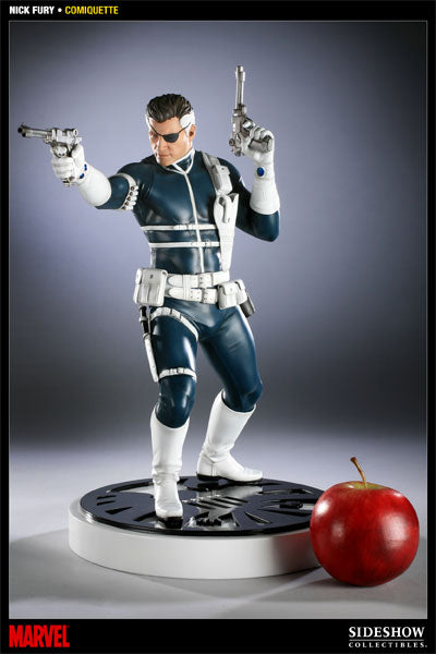 Sideshow Collectibles - Marvel Polystone Statue - Nick Fury