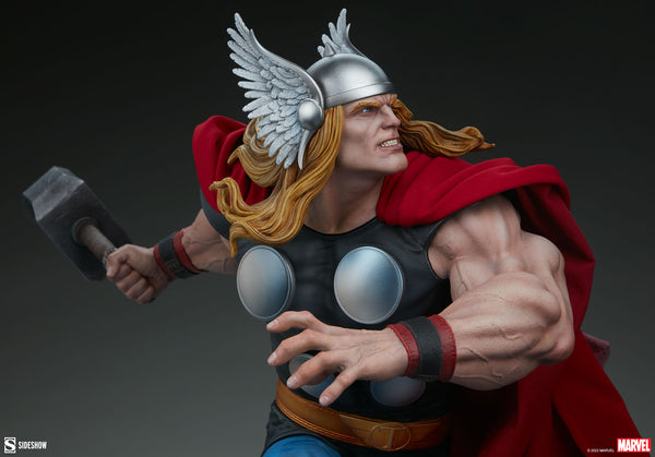 Sideshow Collectibles - Marvel Premium Format Figure - Thor