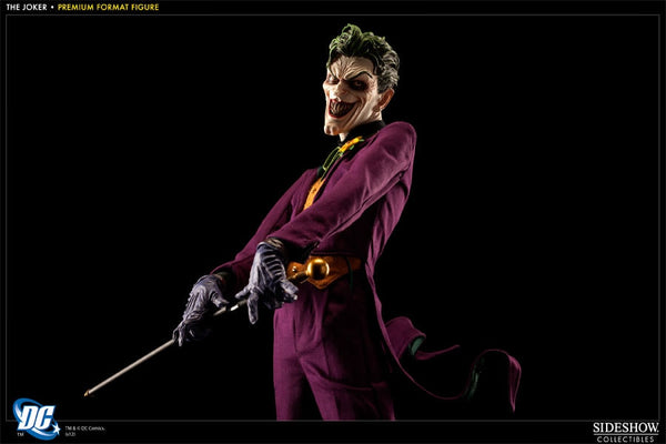 Sideshow Collectibles - DC Comics Premium Format Figure - The Joker [Excluisve]