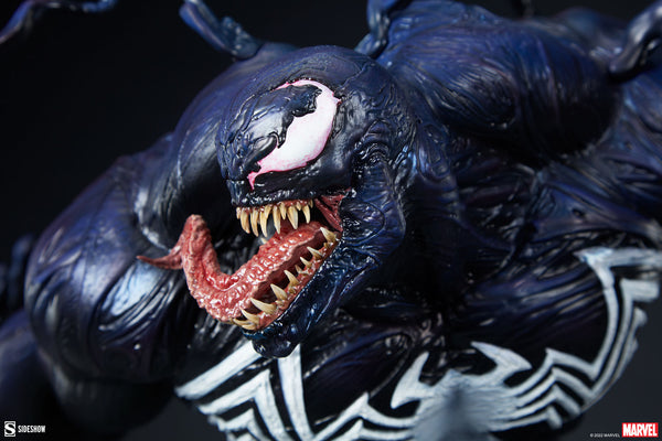 Sideshow Collectibles - Marvel Premium Format Figure - Venom