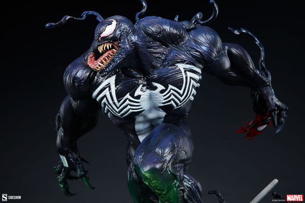 Sideshow Collectibles - Marvel Premium Format Figure - Venom