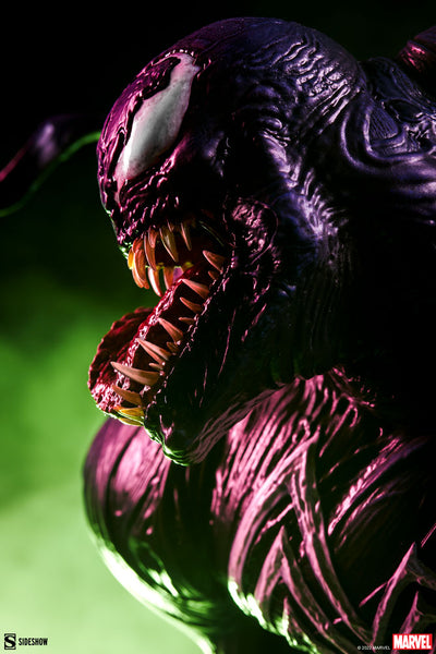 Sideshow Collectibles - Marvel Premium Format Figure - Venom