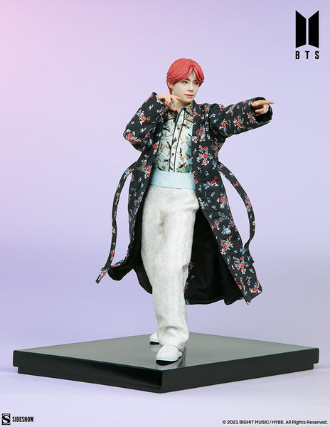 Sideshow Collectibles - BTS Deluxe Statue - Idol Collection: V