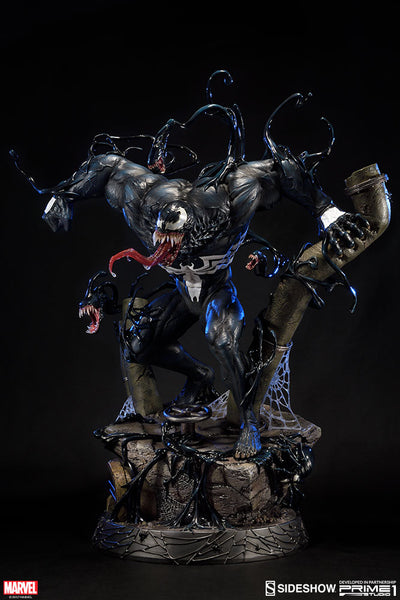 Sideshow Collectibles - Marvel Statue - Dark Origins: Venom