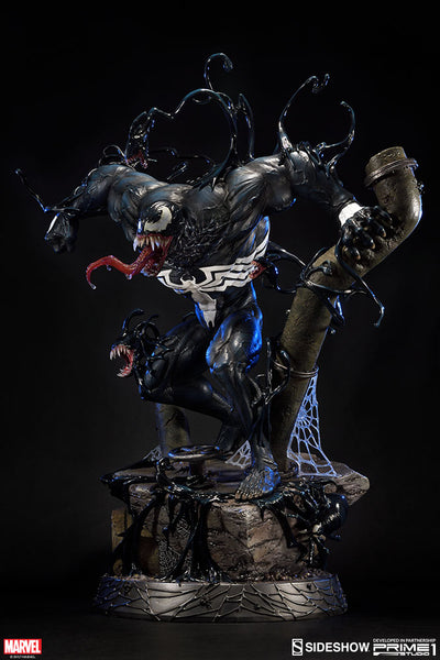 Sideshow Collectibles - Marvel Statue - Dark Origins: Venom