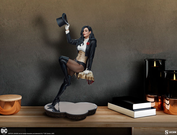 Sideshow Collectibles - DC Comics Premium Format Figure - Zatanna